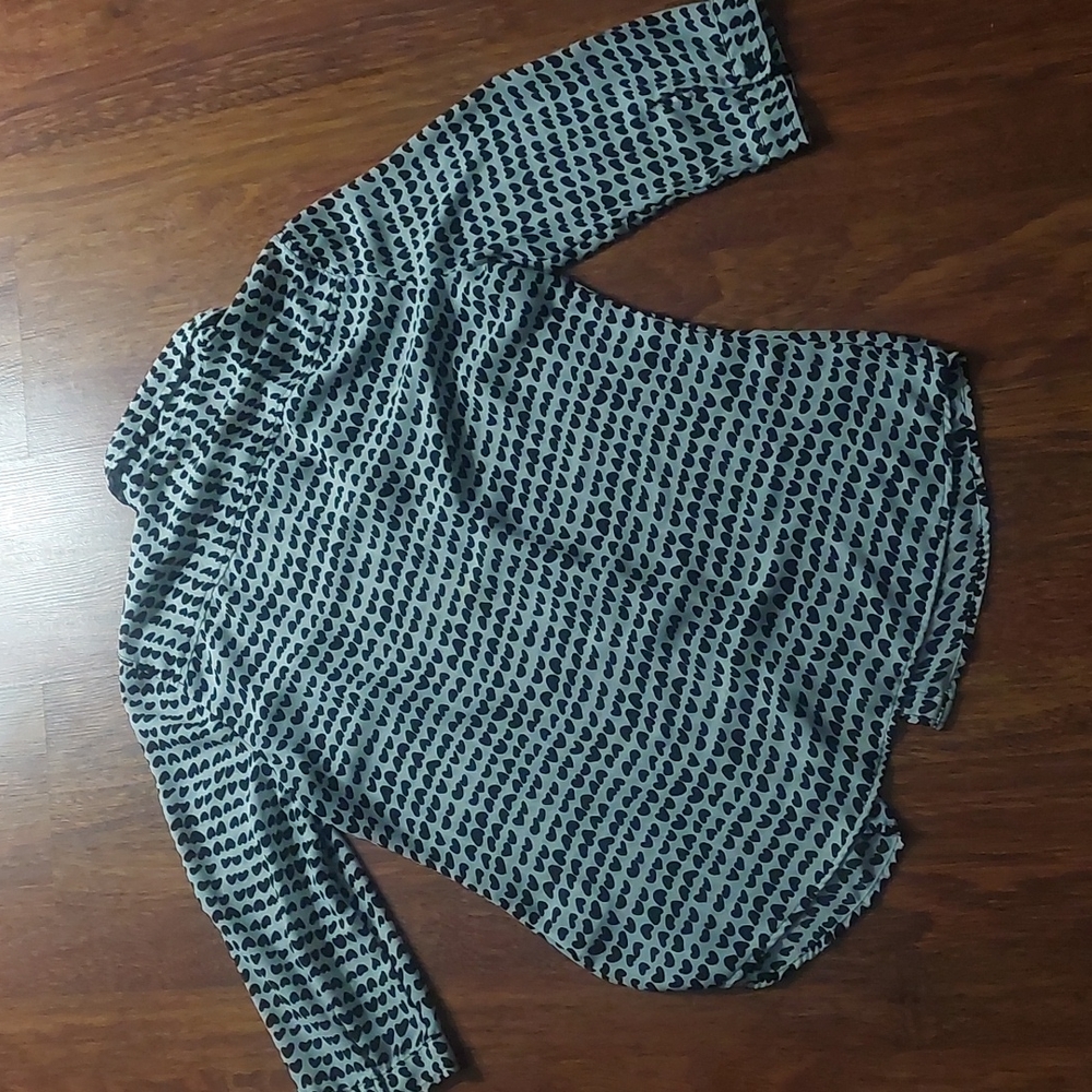 🖤Heart patterned blouse - Picture 6 of 7